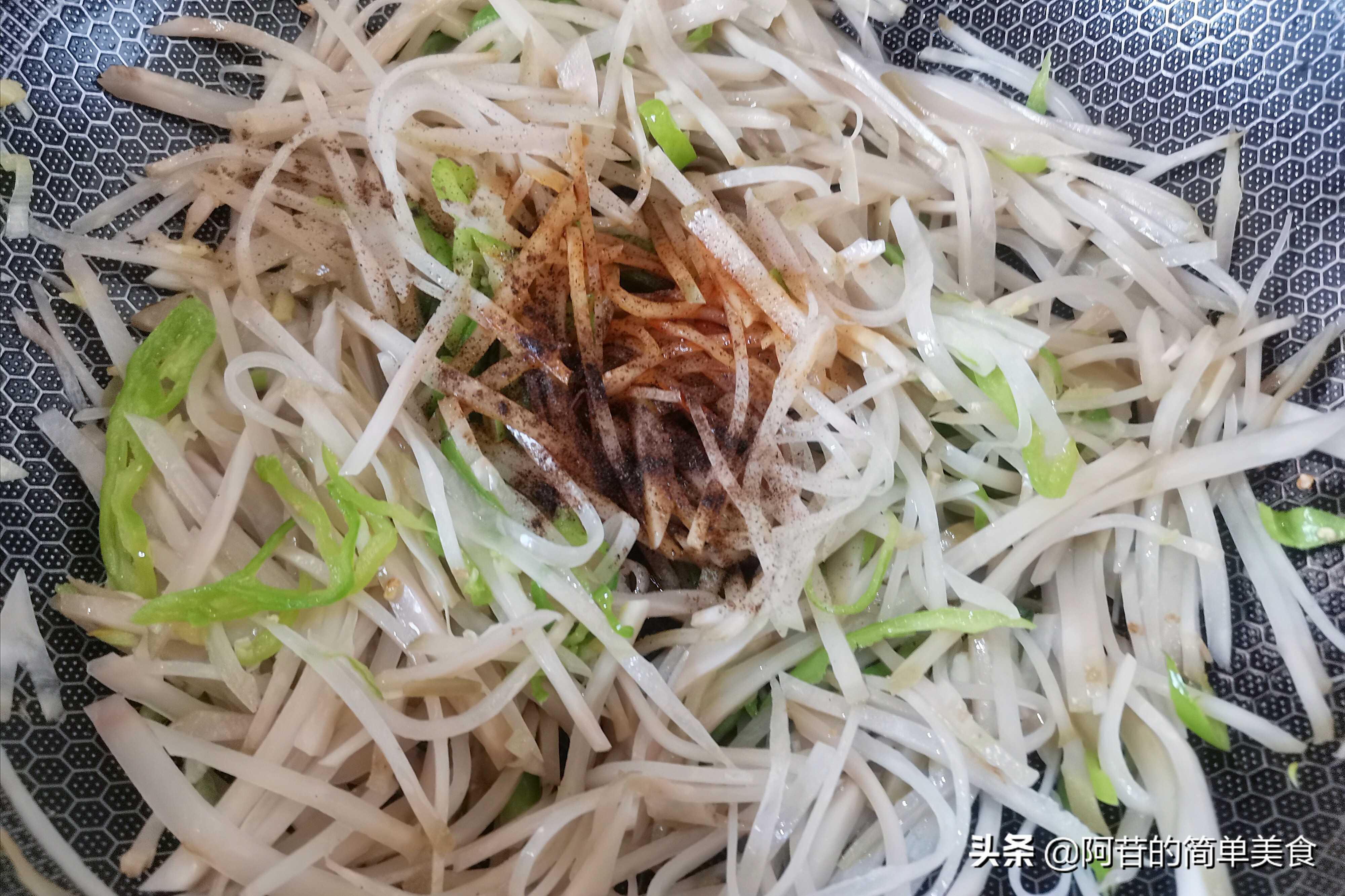 腌制的咸菜太咸怎么办,腌的咸菜特别咸怎么补救