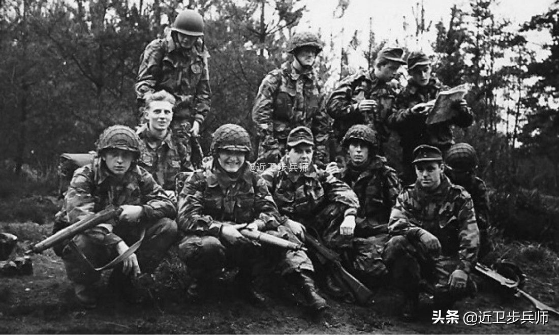 二战军用德式钢盔,二战德国装备了多少单兵铁拳部队