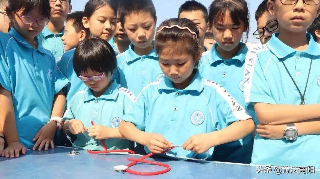 建党百年学校组织的迎七一活动,邓州市庆祝建党100周年活动选拔赛