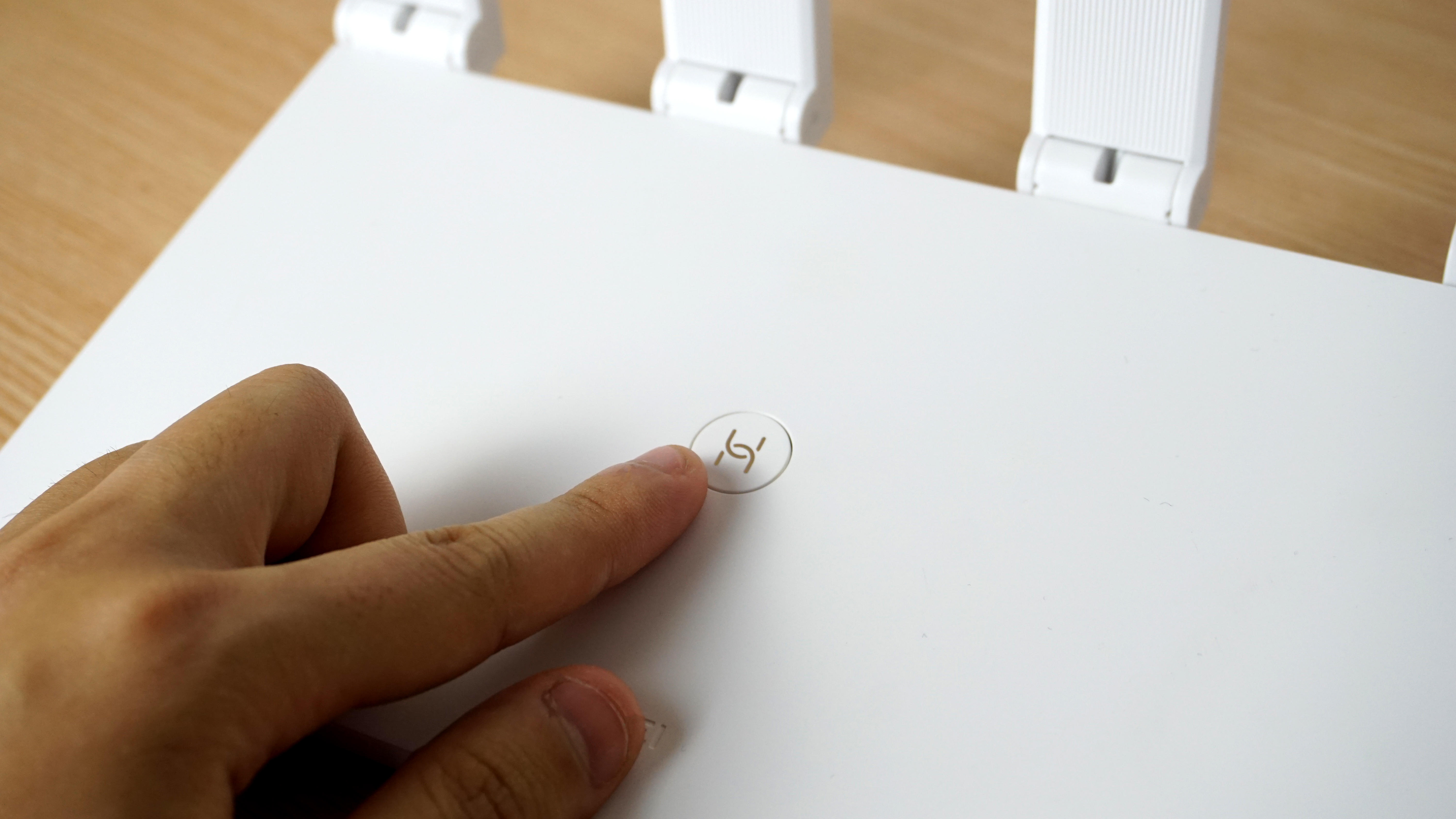 华为ws5200v2路由器是不是千兆,路由器华为ws5200对比普联wdr7300