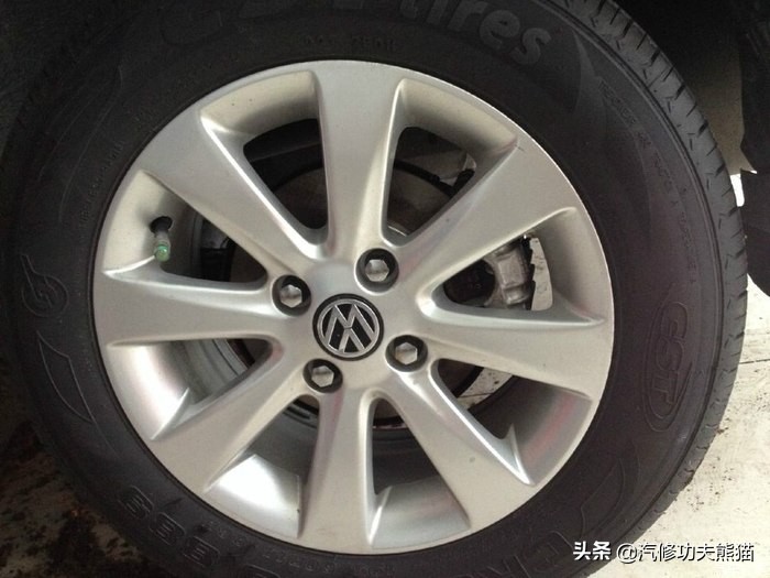 桑塔纳3000后轮鼓刹改碟刹,桑塔纳后轮鼓刹改碟刹教程