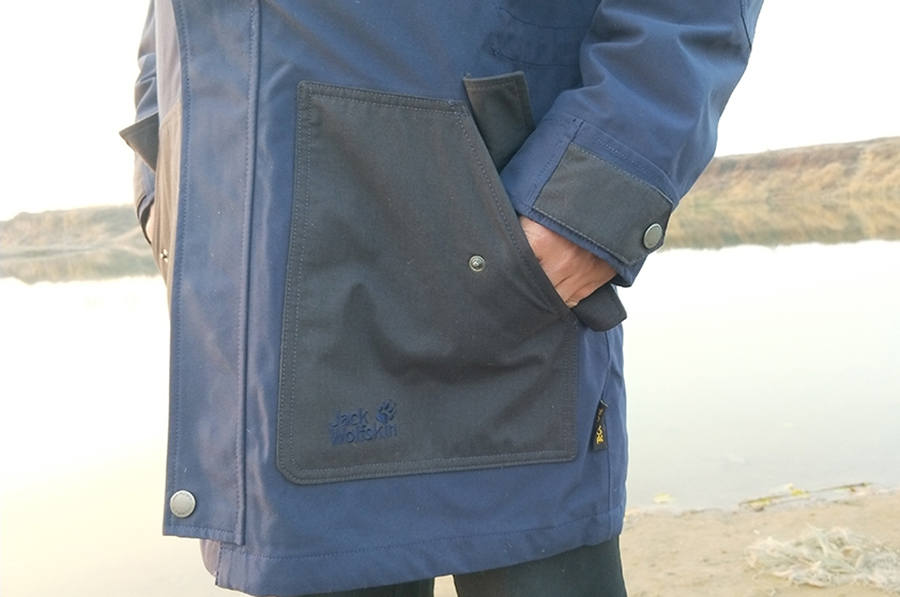 狼爪冲锋衣特点,功能冲锋衣推荐骆驼