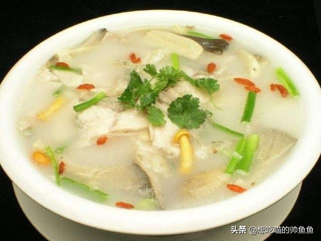 盘锦地摊美食攻略,盘锦美食探店大公鸡