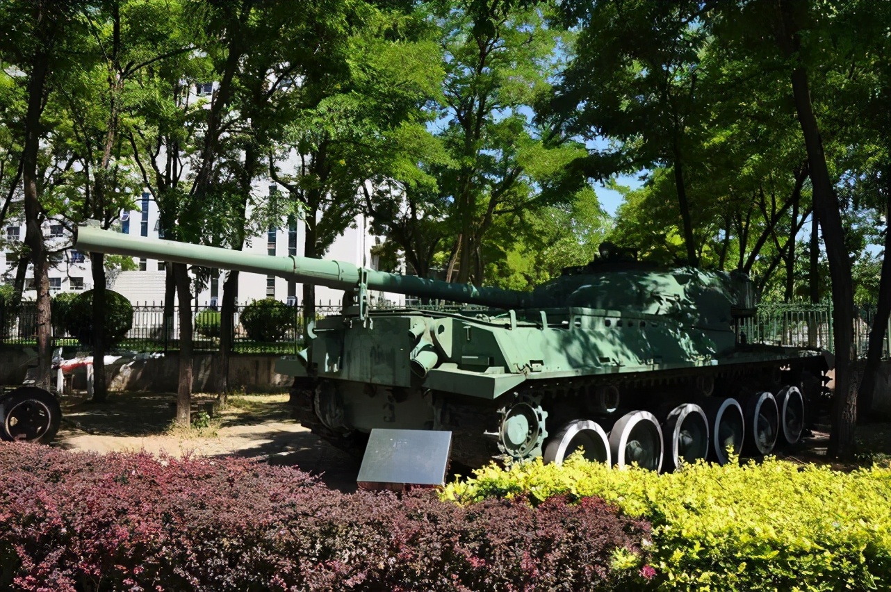 如何做一辆逼真的坦克模型？这些步骤必不可少，连餐巾纸都有奇效