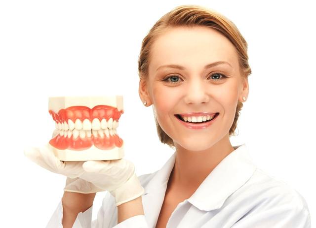 牙齿稀疏牙缝大真的影响财运吗,牙缝越来越宽有什么好办法