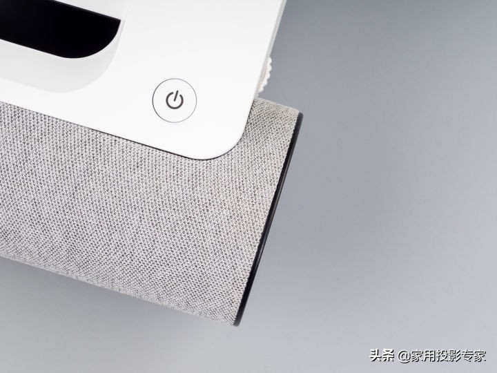 不施粉黛亦倾城面若桃花深似海,不施粉黛亦倾城