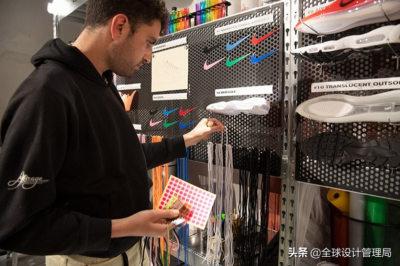 耐克设计师设计的100元跑鞋,nike经典款式介绍airmax系列