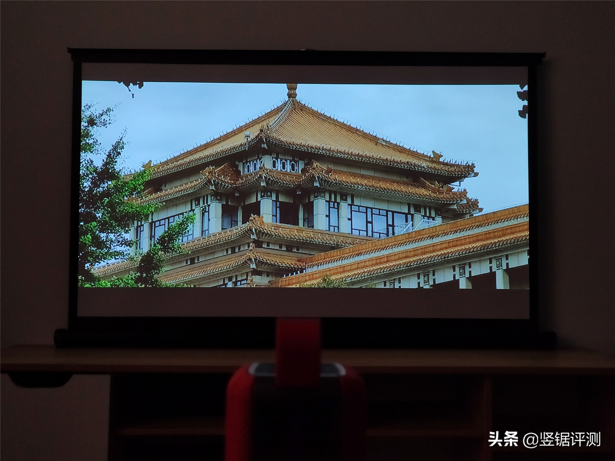 iphone适用投影仪,适配iphone的投影仪