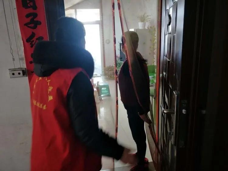 「志愿服务」联防联控显担当，志愿服务展风采