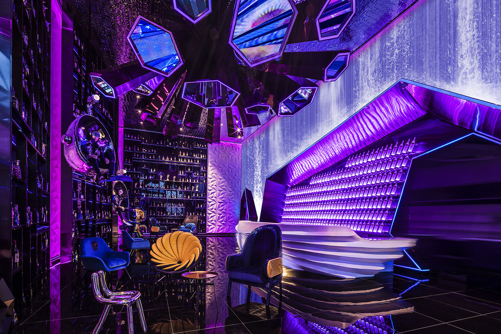 ktv濞变箰绌洪棿璁捐,澶╂偊ktv璁捐