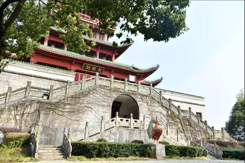 章贡区五龙客家风情园要不要门票,五龙客家风情园免票