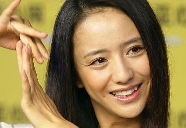 去细纹的电动眼霜,能熨平皱纹的眼霜