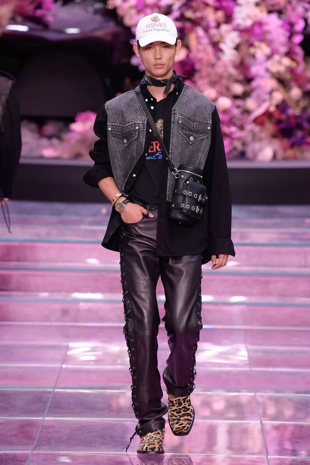 versace新款价格,versace限量版