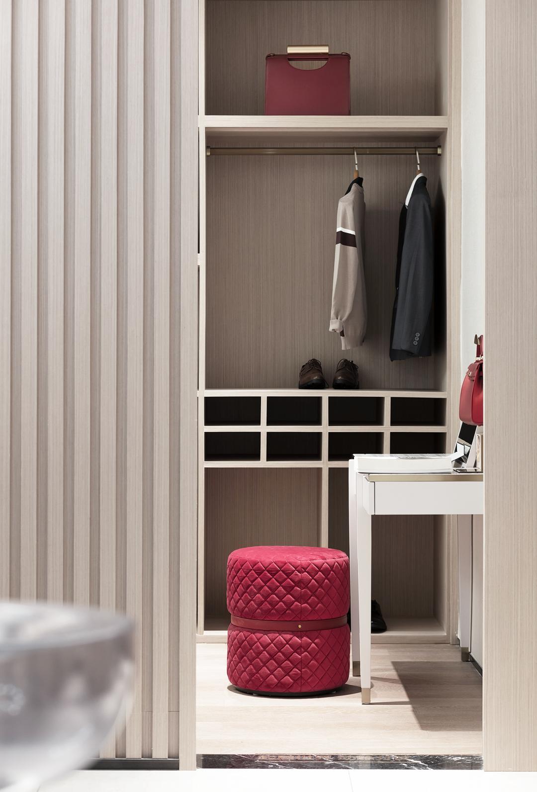 「香港方黄集团新作」静谧无忧桃花源vs烈艳蓝金Dior