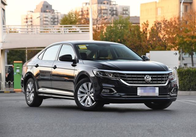 这车被国人捧红十年!新车焕然一新,加入6挡手动,还看啥雅阁