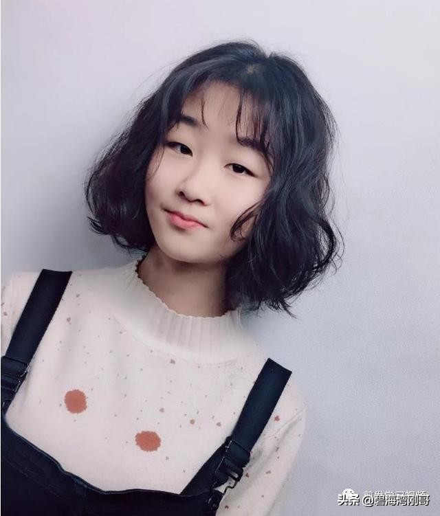 2020年最流行的发型气垫烫锁骨发,2020年最流行烫的锁骨发型