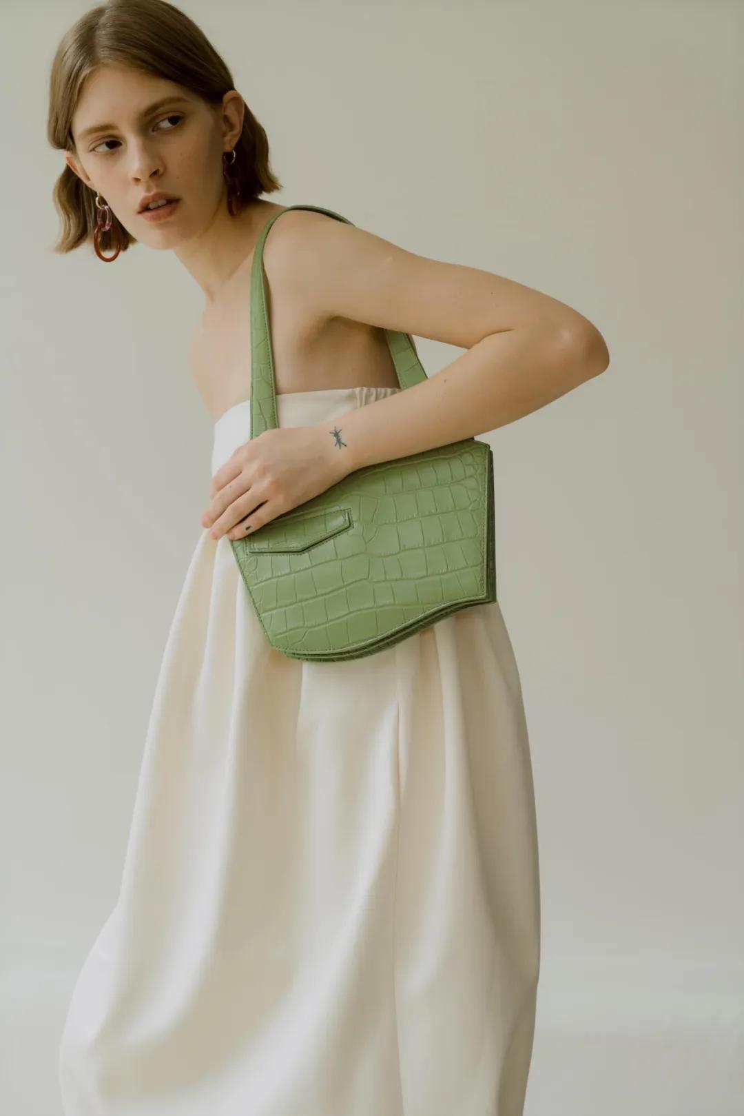 钟楚曦宋妍霏对比照,钟楚曦宋妍霏美图