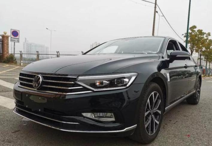 迈腾试驾视频330豪华版,迈腾试驾真实感受