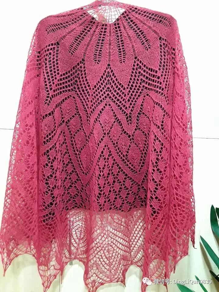 披肩围巾两用针织方法,针织时髦的新型披肩