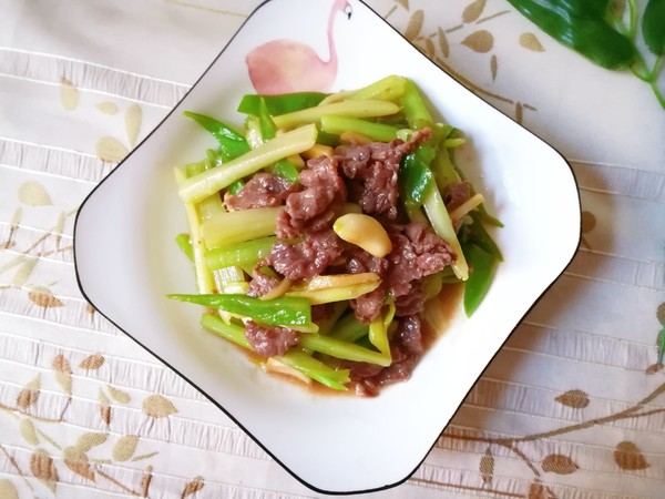 如何炒肉不柴不糊锅,炒肉不加水的技巧