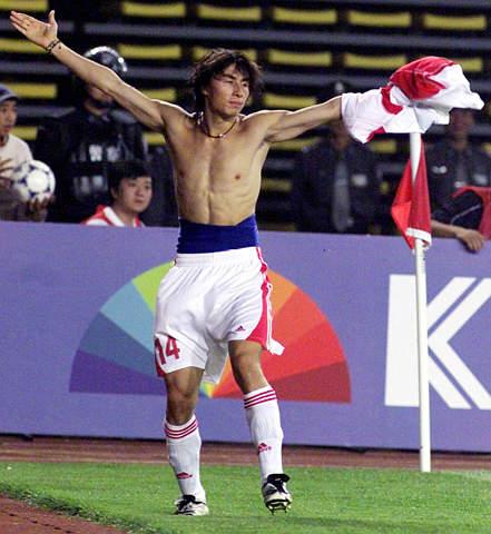 中国足坛目前十大球星排名,现今足坛十大后卫排名