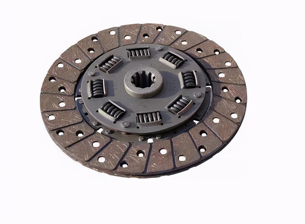 别克英朗离合器不回位怎么回事,英朗离合器无法回弹维修多少钱