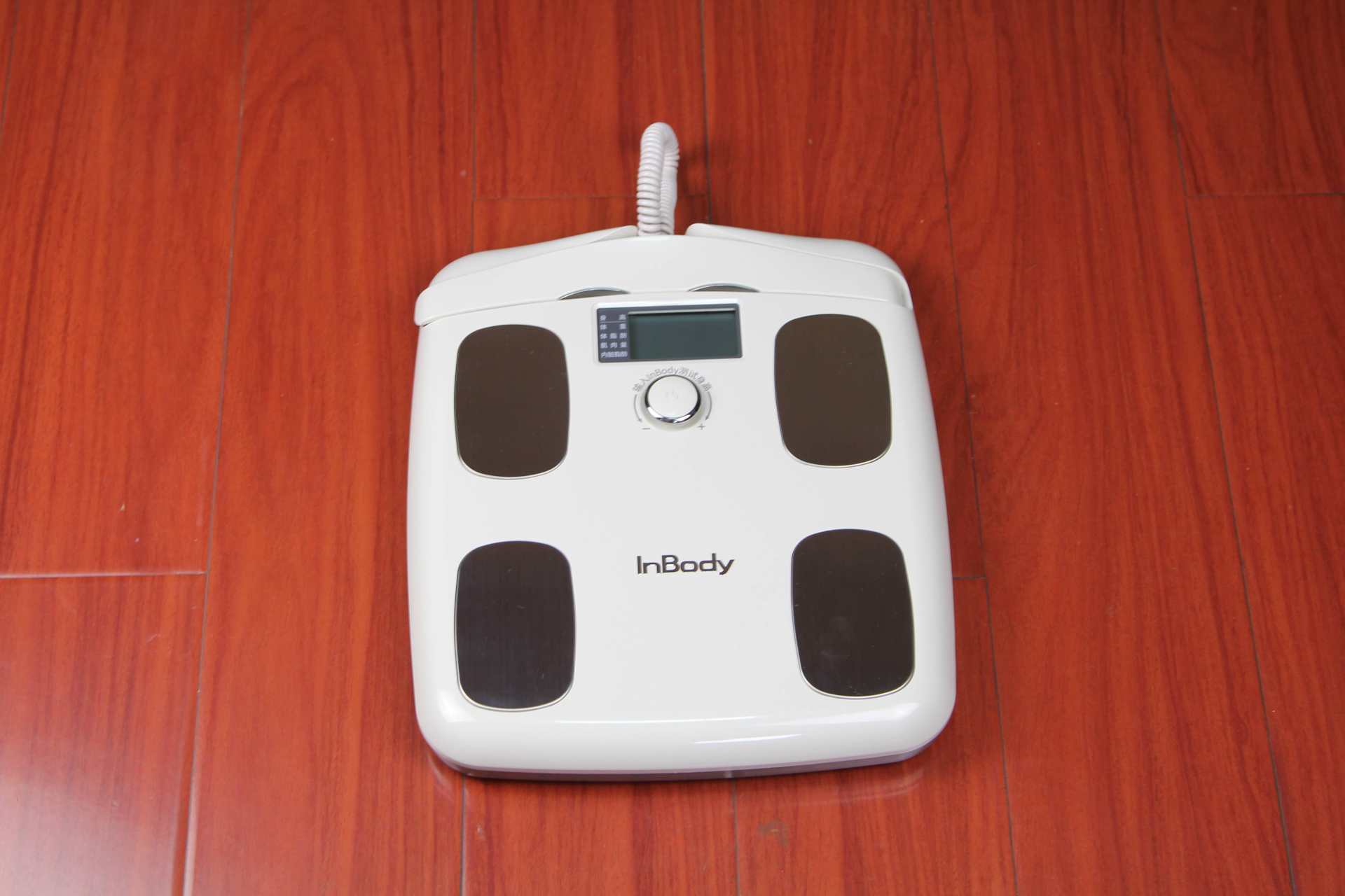 华为体脂秤与荣耀体脂秤哪个更好,沃莱体脂秤和香山体脂秤哪个精准