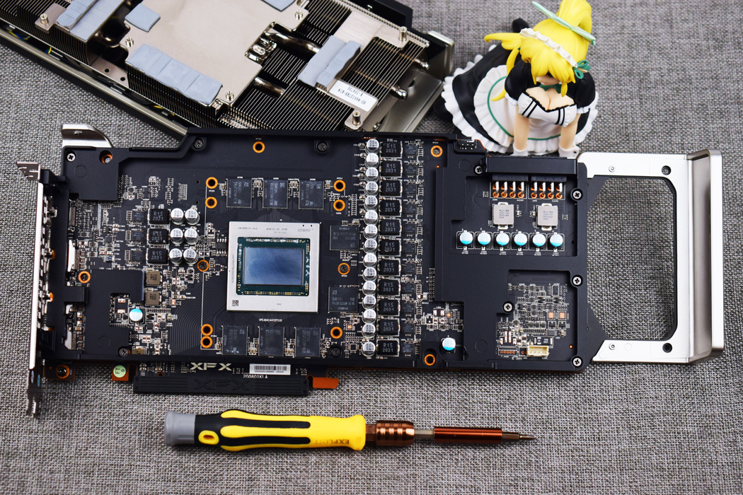 讯景rx6800海外版v1图片,rx6800讯景海外版