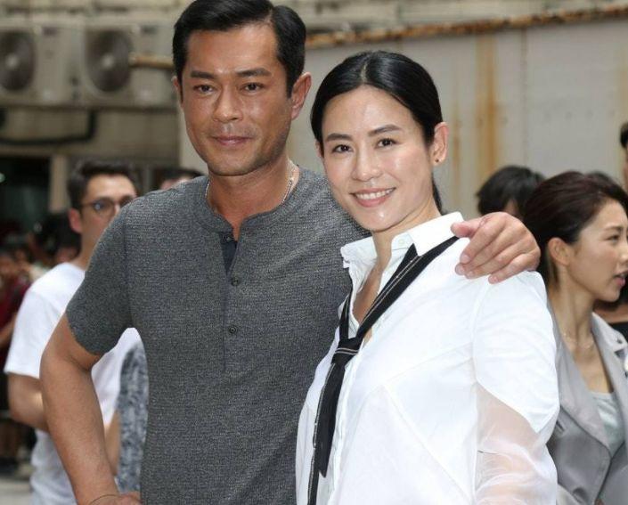 年过半百却仍孤身一人,年过半百单身