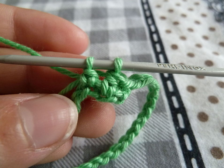 钩织护指套教程,半指分指手套钩织教程