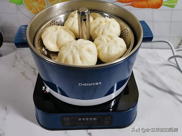 学生早餐，我把包子这样做，热乎乎的，味美营养，不用去店里排队