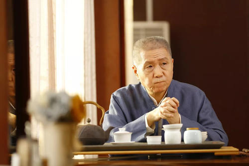 马未都家中保姆爱偷拿小东西，几次告诫后仍不改正，后来如何处理