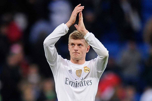 实况足球五星球探一定给黑球吗,实况足球皇马球探合成公式