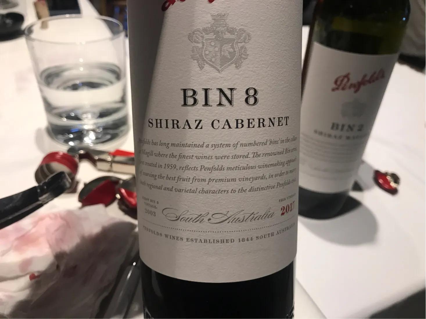 在宁波组了一场1800元一位的奔富酒局