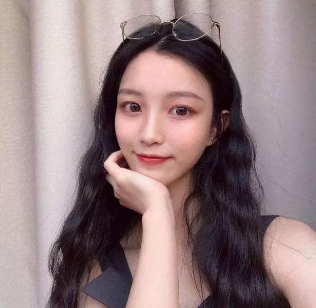 滋润又持久的口红推荐,滋润型口红推荐大牌色号