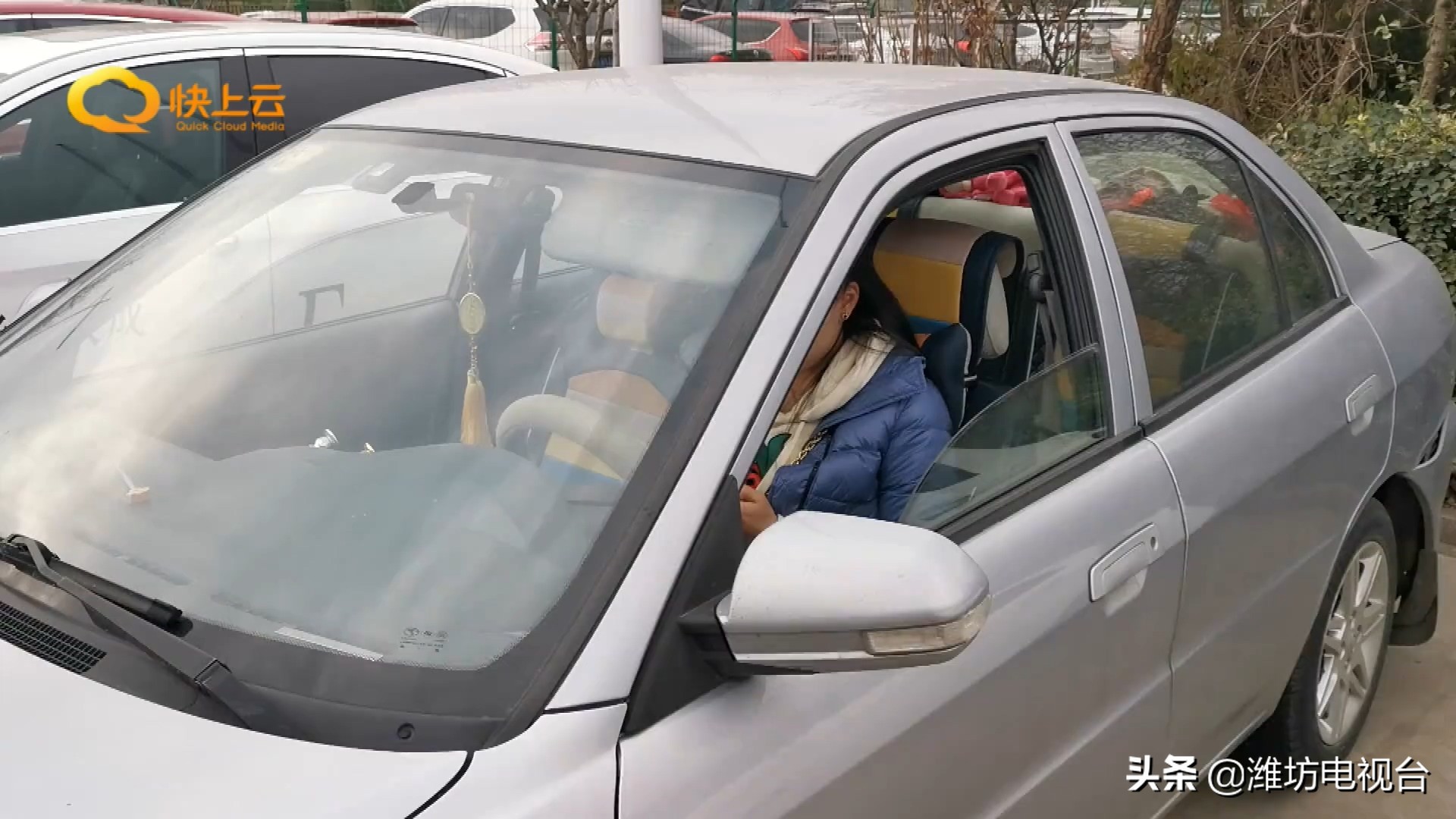 车前大灯撞坏维修要多少钱,4s店维修换大灯定损有什么猫腻