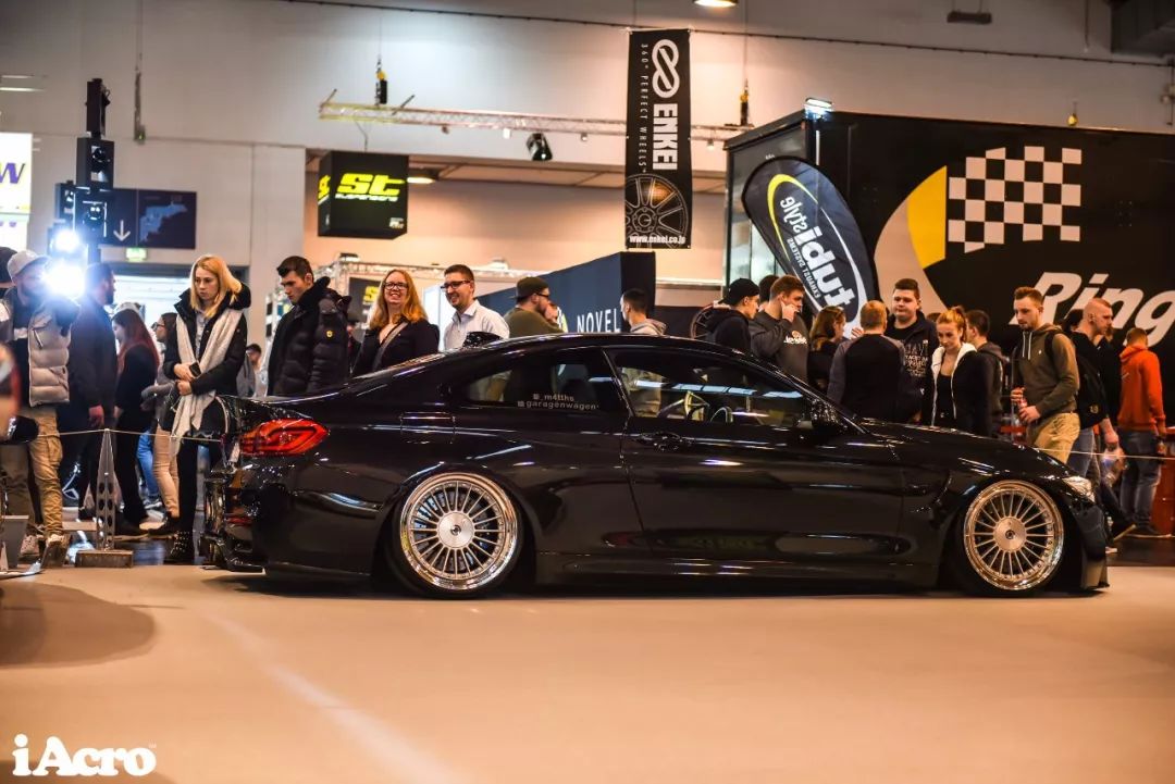 iAcroNavi——德国埃森改装车展之眼花缭乱上篇