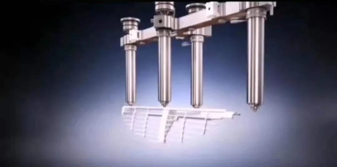 新模具试模时,产品入胶口发烂,粘胶怎么办?