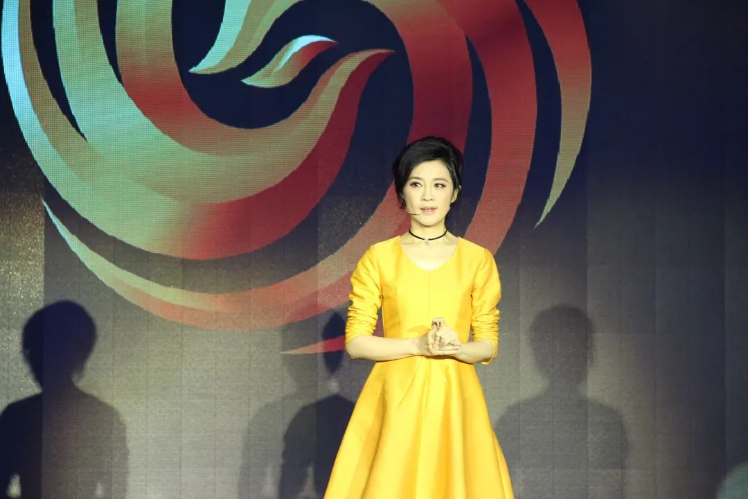 离开央视的四位主持人现状,54岁离开央视主持人有哪些