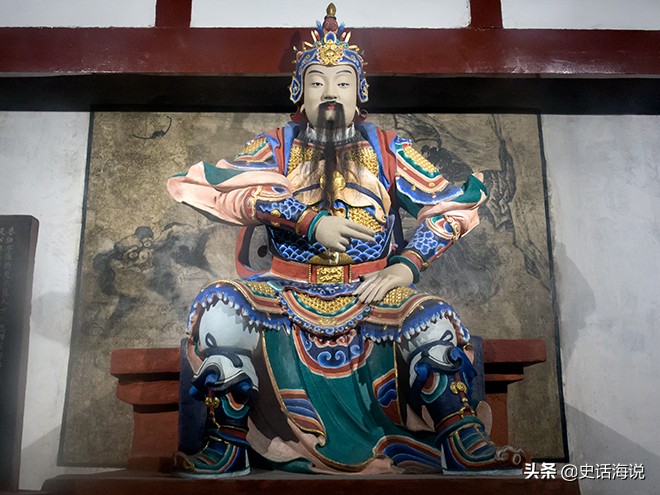 姜维带着武将见黄皓,姜维暗中撤兵