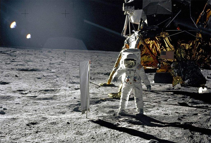 月球上有外星人吗,月球上真的有外星人吗