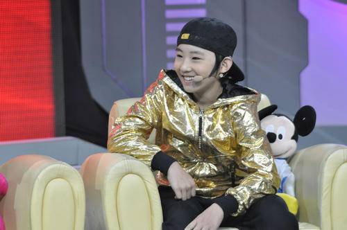 9岁登上春晚和周杰伦合作的人,10岁登上春晚父母为他卖掉房子