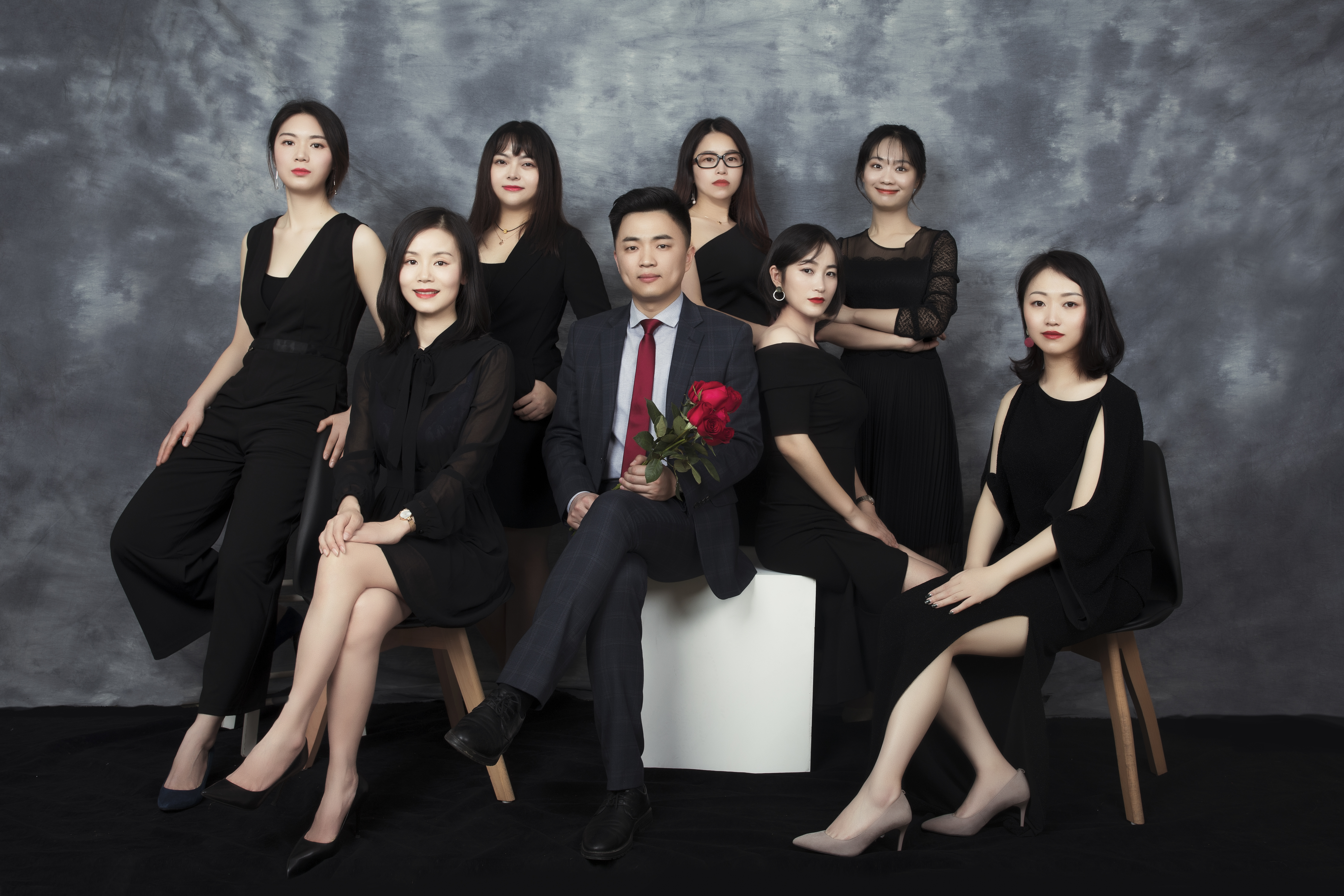 高情商男女朋友吃醋心里五味杂陈,为什么男女相处会吃醋