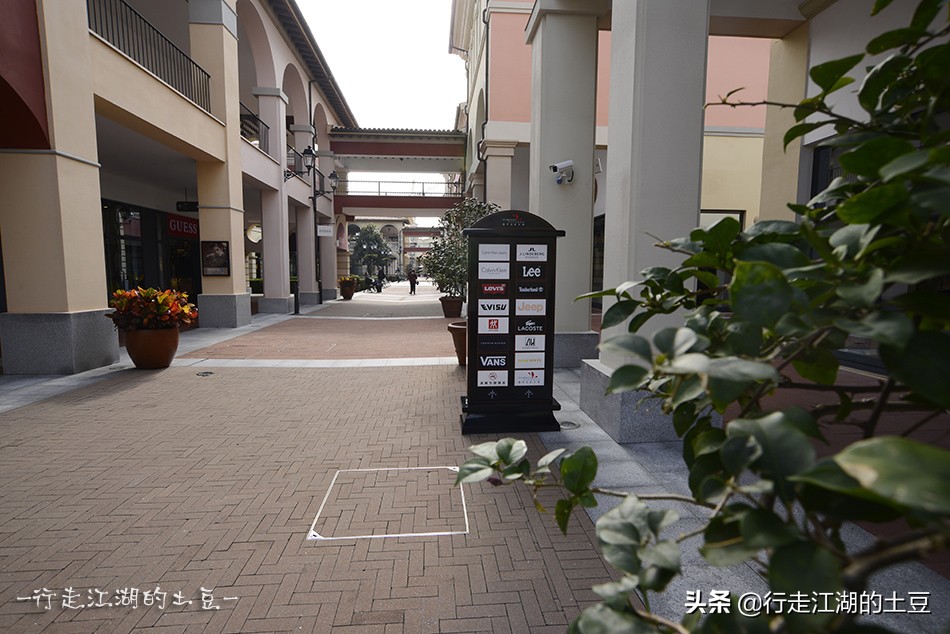 上海佛罗伦萨小镇有哪些奢侈品牌,佛罗伦萨小镇名品奥特莱斯品牌