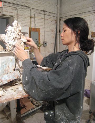 这个华裔“丑”女人，征服了好莱坞…