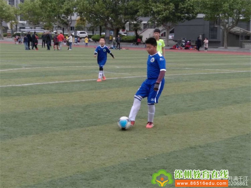 2021区长杯中泰小学足球比赛视频,2019年市长杯足球比赛小学