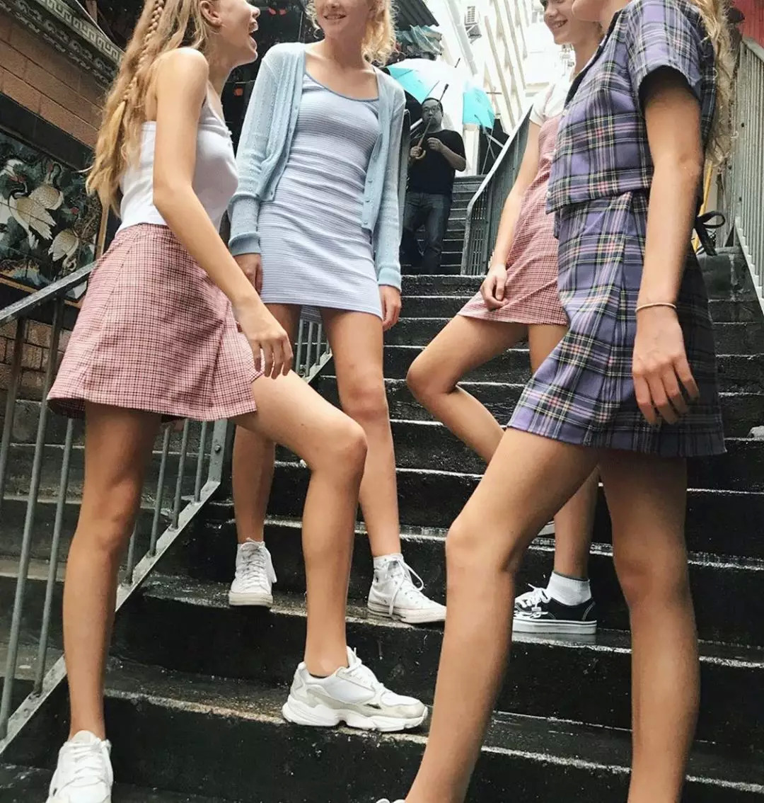 贫民窟女孩也可以get的明星同款,欧阳娜娜周雨彤同款外套