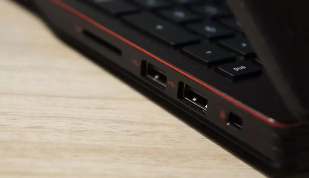 g3游戏鼠标测评,g3游戏本是多少系