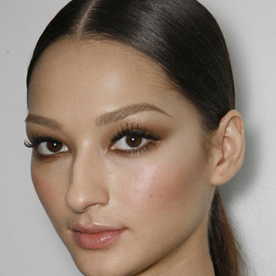 贴假睫毛一整条教程,贴假睫毛最详细教程