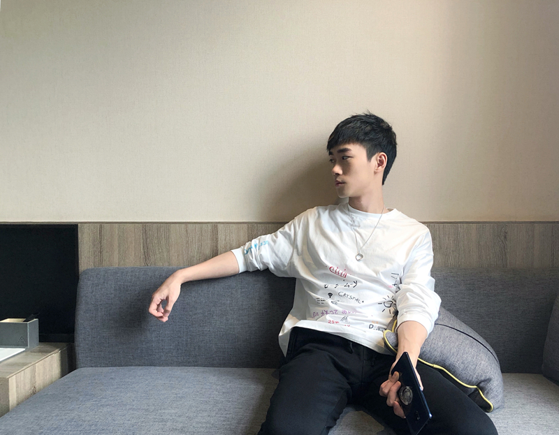 汤圆和不求人情人节直播回放,不求人和汤圆在晚玉直播间撒狗粮